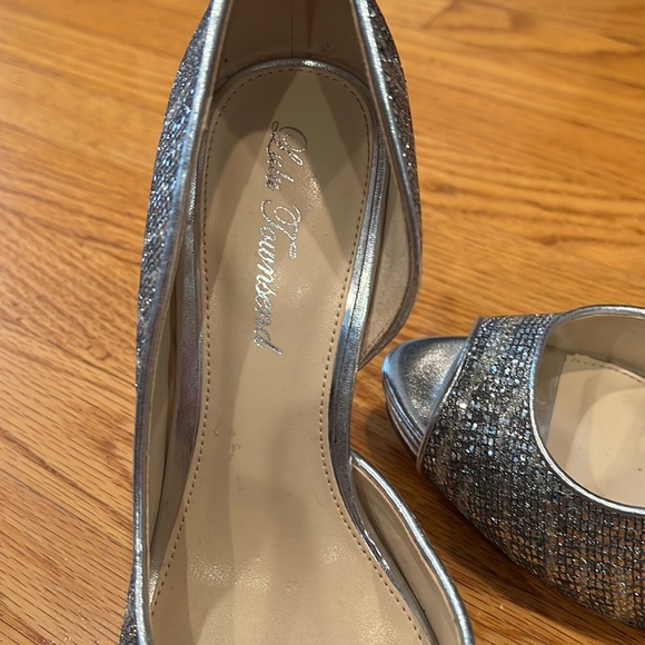 Sparkly Silver Heels for Night Out - Picture 3 of 4